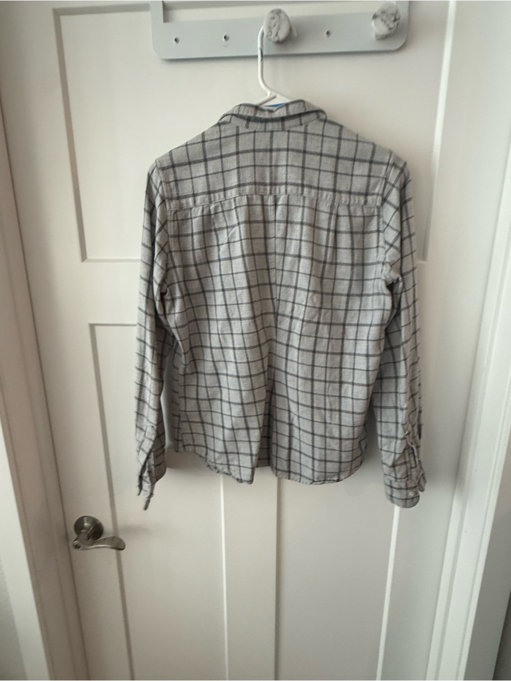 Frank & Eileen Gray Windowpane Button-Up Shirt size medium - Picture 3 of 3